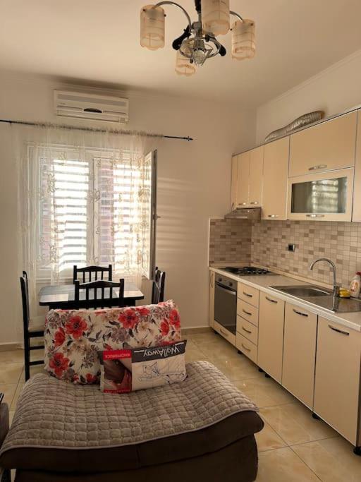 Sleepin Shkoder II Appartement Buitenkant foto